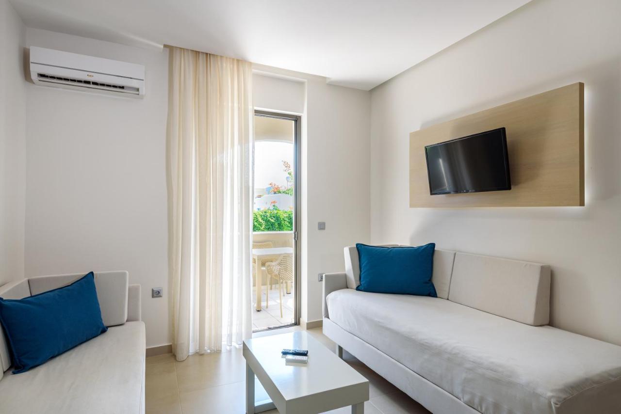 Marinos Beach Hotel Platanes  Bagian luar foto