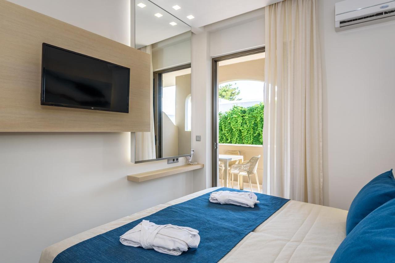 Marinos Beach Hotel Platanes  Bagian luar foto